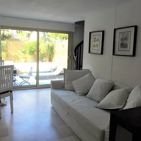 Duplex Close To Town Centre And Beaches Appartement Antibes